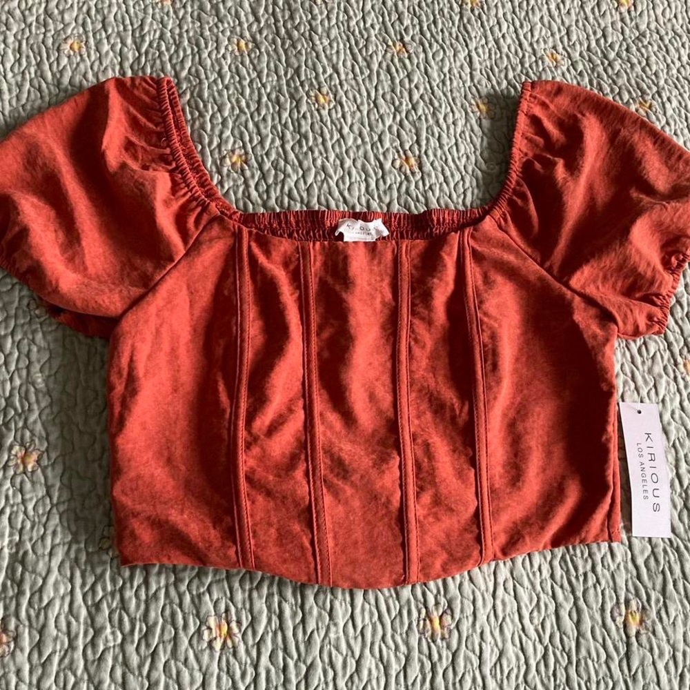 New Kirious crop top